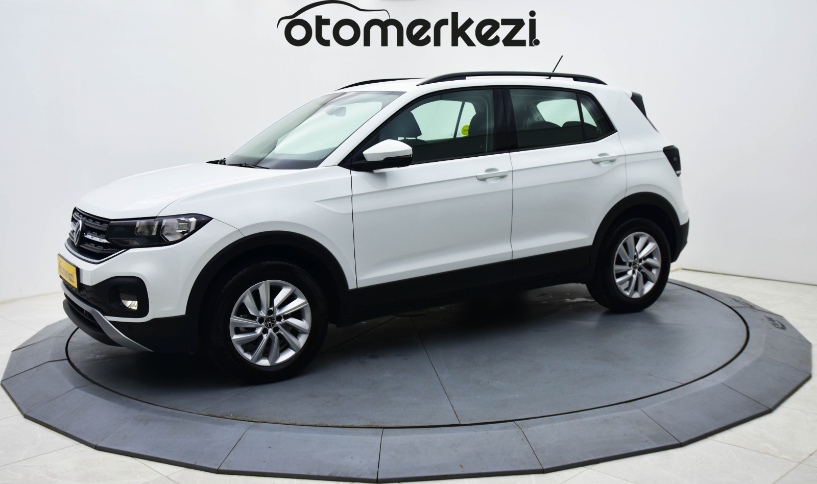 VOLKSWAGEN T-CROSS 3